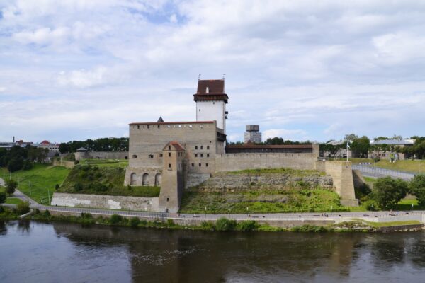 Программа в Нарве: Plaan B Narva Linna Pulss – Новая жизнь для Нарвы!