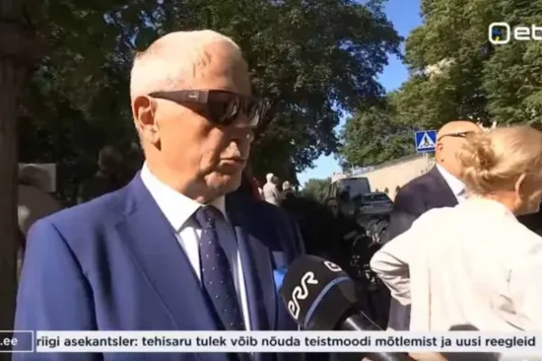 Olev Vaher: Vana kommunist materdab “arvamusliidrina”